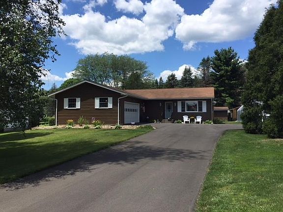 3rd image of 4 Chautauqua Ct