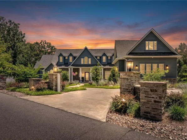 9966 Old Campbell Rd, Rogers, AR 72758