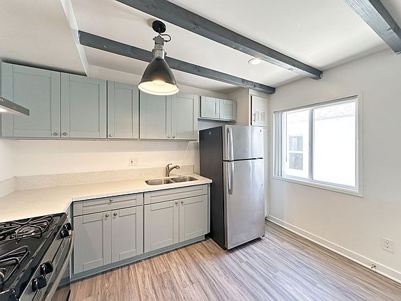 4th image of 4039 Highland Ave #0