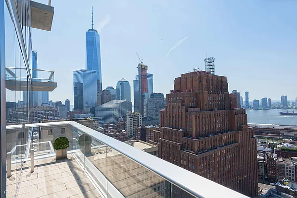 Rented by Corcoran | media 18