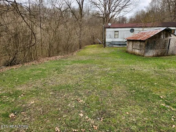 3156 Old Lowes Ferry Rd, Louisville, TN 37777