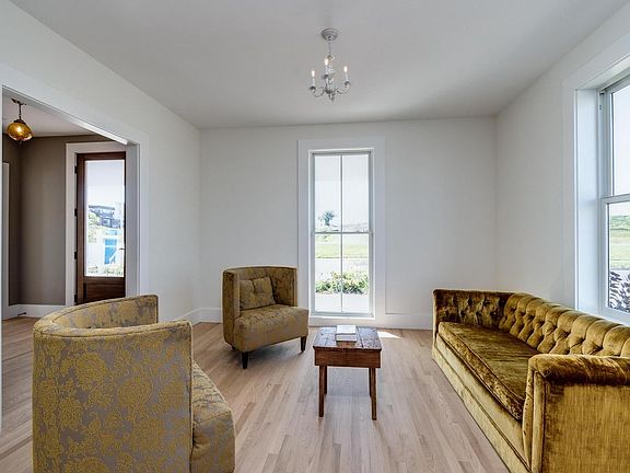 5th image of 4029 Serenbe Street