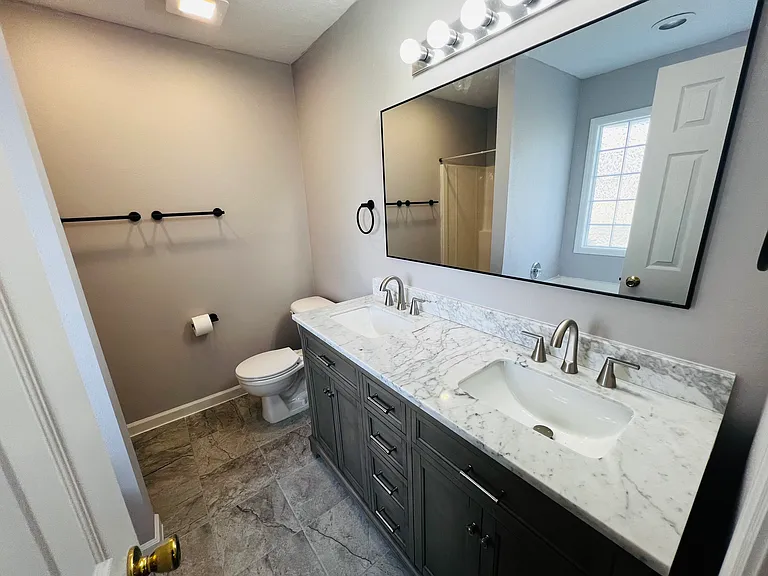 106 Alexander Ct — Photo 16