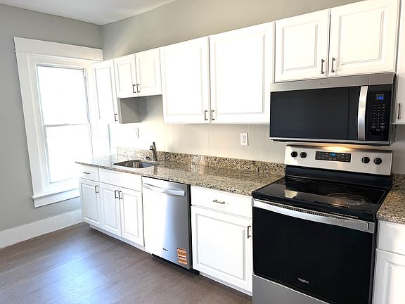 2nd image of 215 W Washington St Unit E