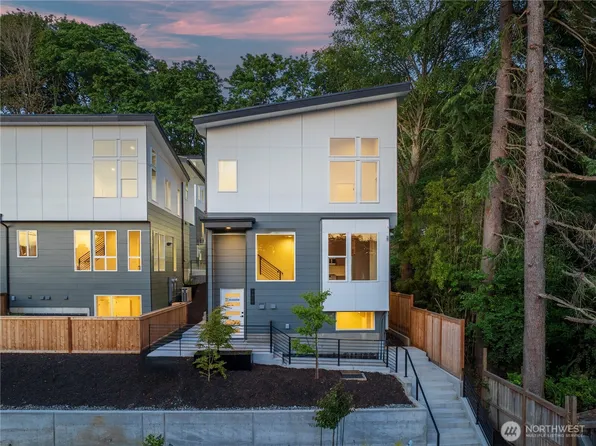 1806 B 28th Avenue S, Seattle, WA 98144