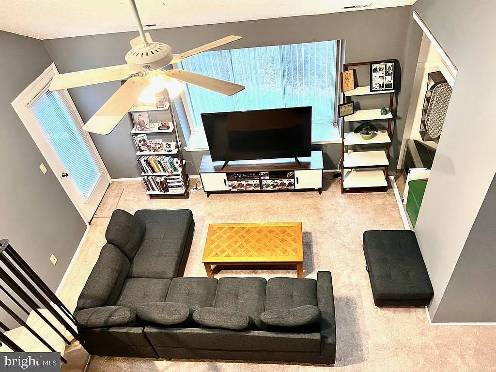 2 bed, 2.0 bath, 1434 sqft, $2,300 — Photo 4
