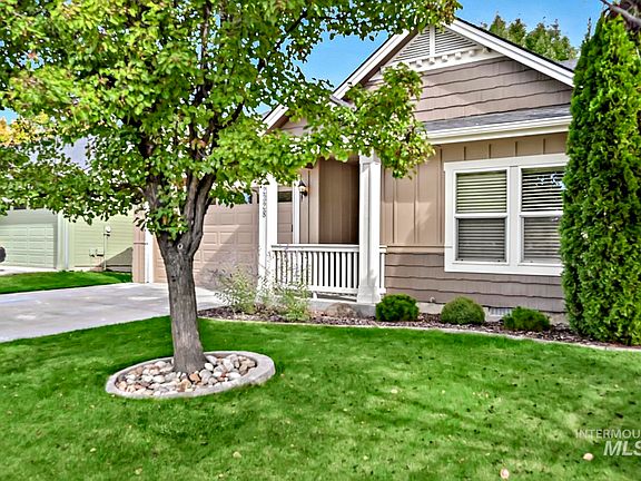 2nd image of 2328 E Clifton Dr