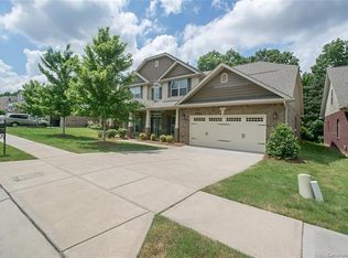 9824 Loughlin Ln, Charlotte, NC 28273