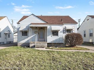 23328 Lexington Ave, Eastpointe, MI 48021
