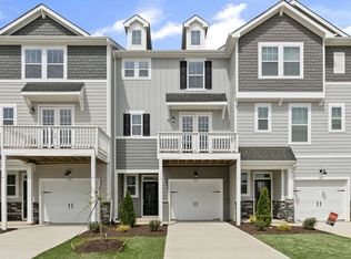 125 Sugar Run Dr, Fuquay Varina, NC 27526