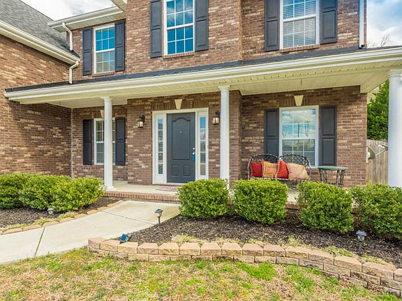 4th image of 2604 Silent Springs Ln