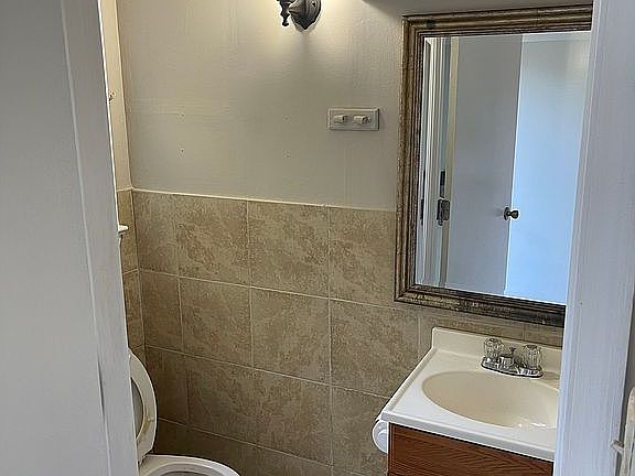 Lower bathroom 
