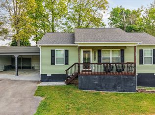 6236 Pleasant Ridge Rd, Knoxville, TN 37912