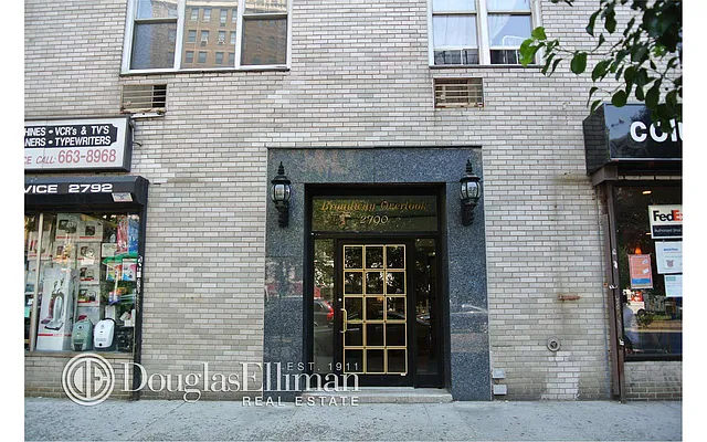 Rented by Douglas Elliman | media 36