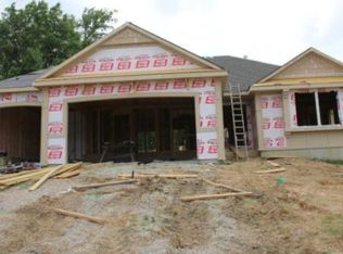 708 154th Pl, Basehor, KS 66007