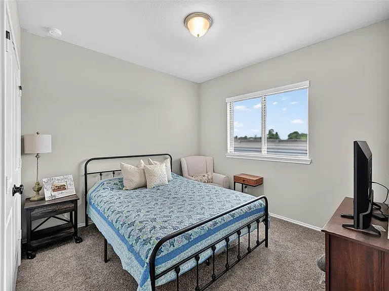 4731 Cedar Butte Ln — Photo 32