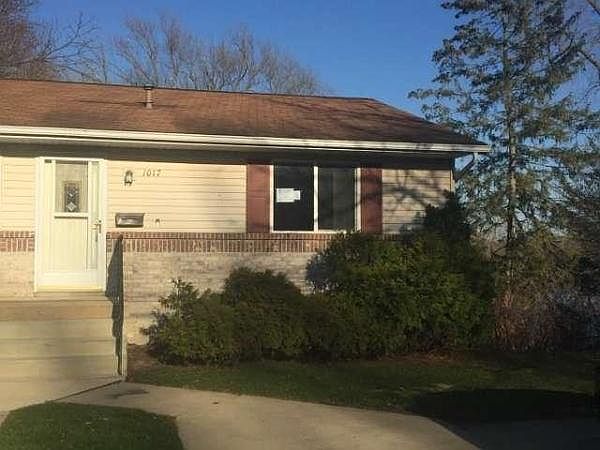 2nd image of 1017 S 4th St