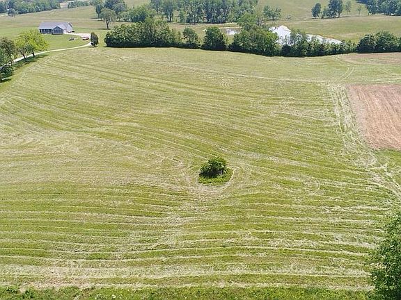 3rd image of 483 Hopewell Rd