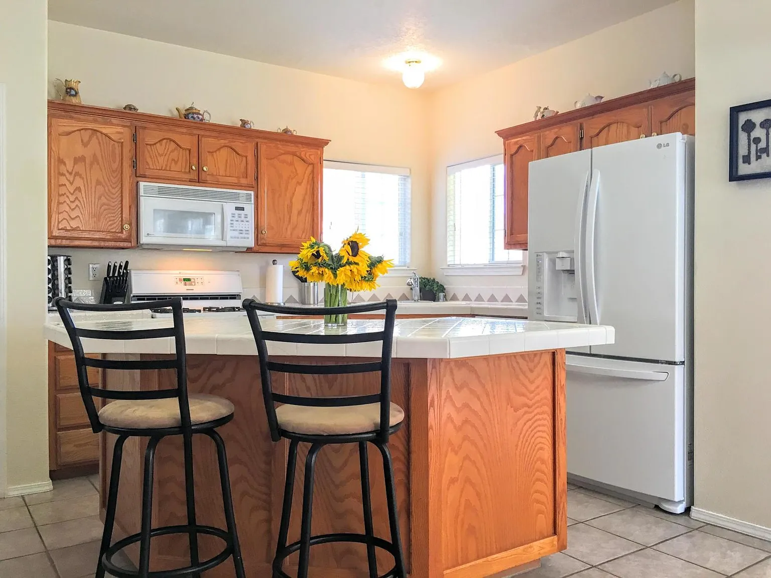 3 bed, 1788 sqft, $2,650 — Photo 3