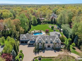 21 Birchwood Rd, Old Tappan, NJ 07675