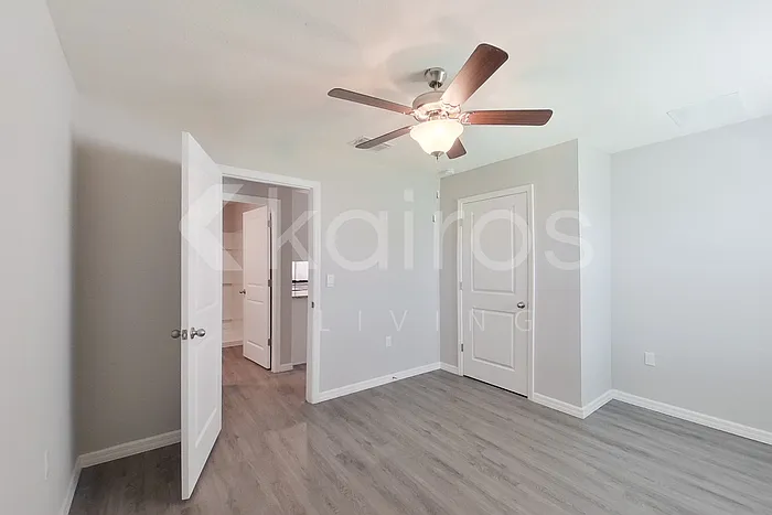 8677 SW 44th Ct — Photo 12