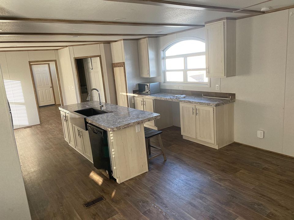 1st image of 278 Snapdragon Ln