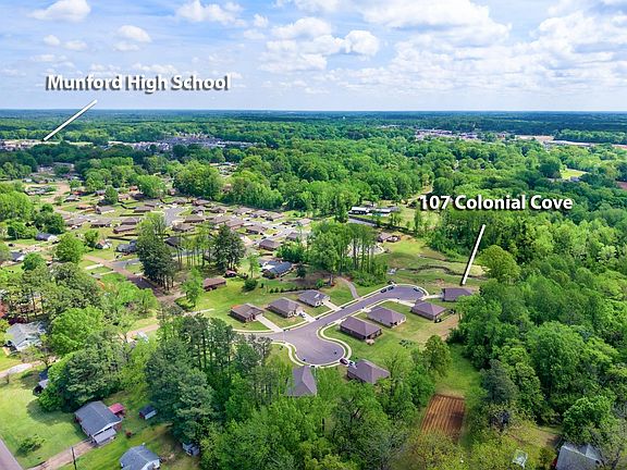 2nd image of 107 Colonial Cv
