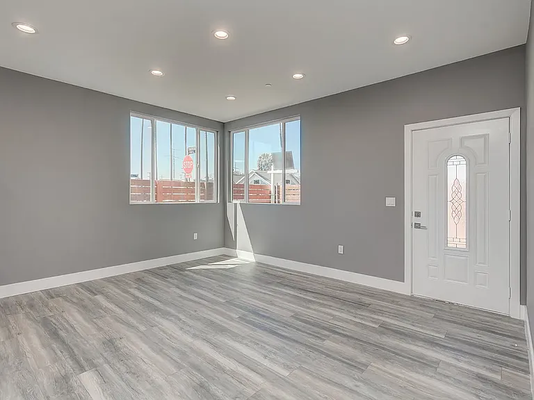 3626 S Cimarron St — Photo 7