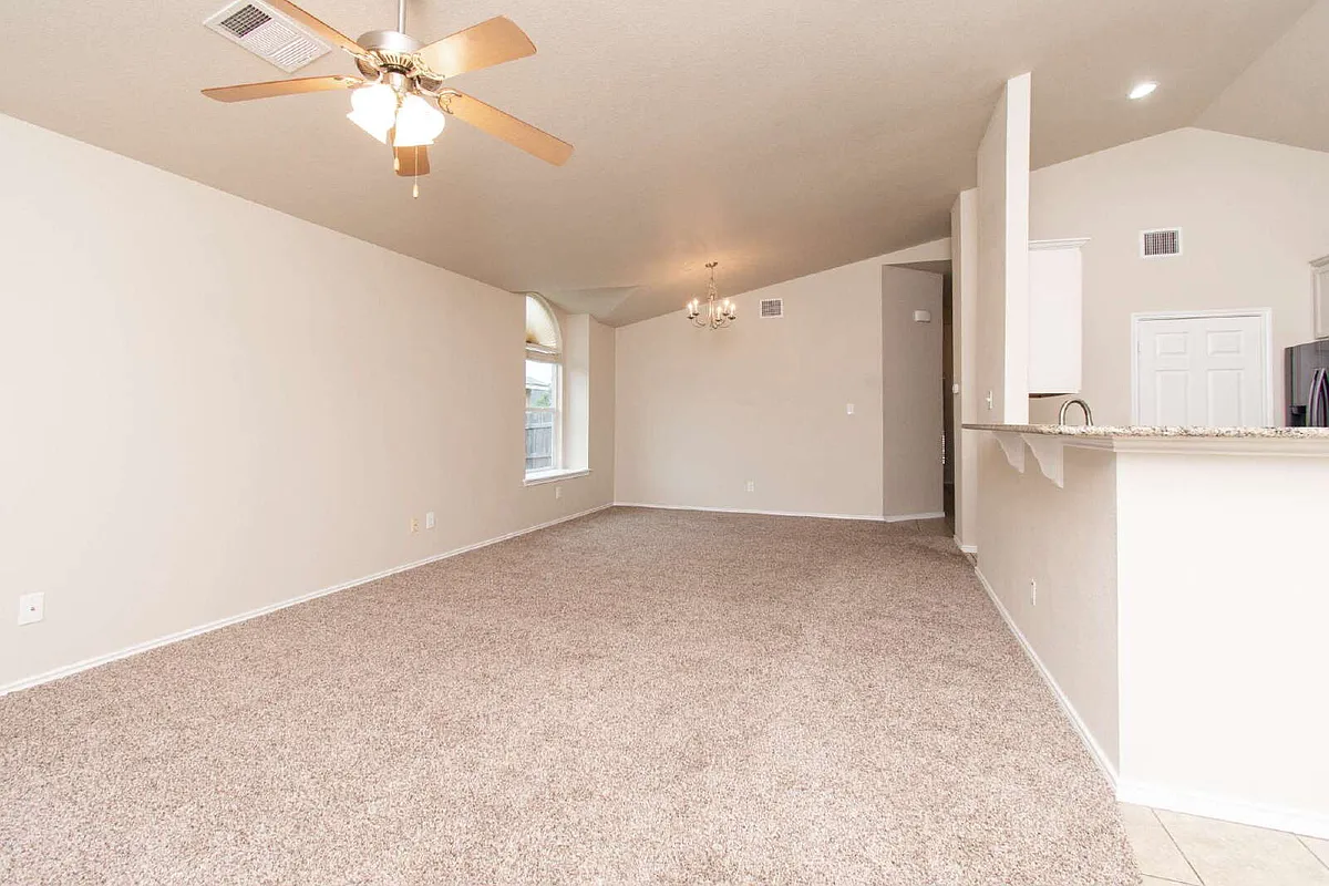 Building Photo - 5409 Rimes Ct
