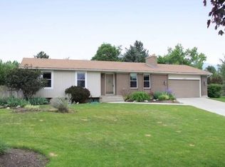 9099 S Bonnet Dr, Sandy, UT 84093