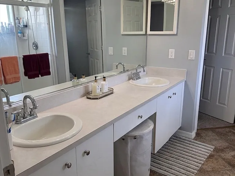 6407 Whit Ct — Photo 9