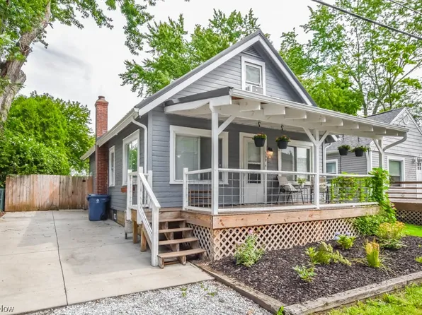 399 Temple Ave, Akron, OH 44319