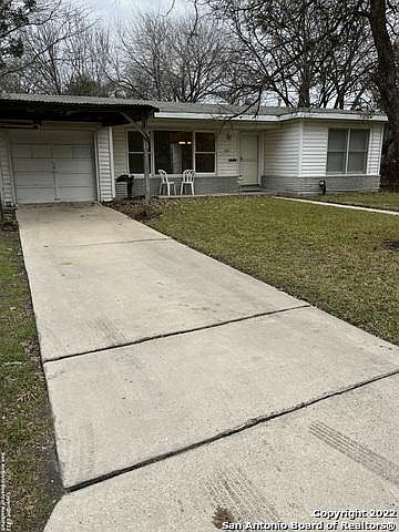 1st image of 207 Beryl Dr