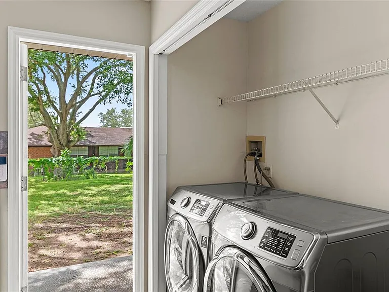 1022 Disston Ave — Photo 10