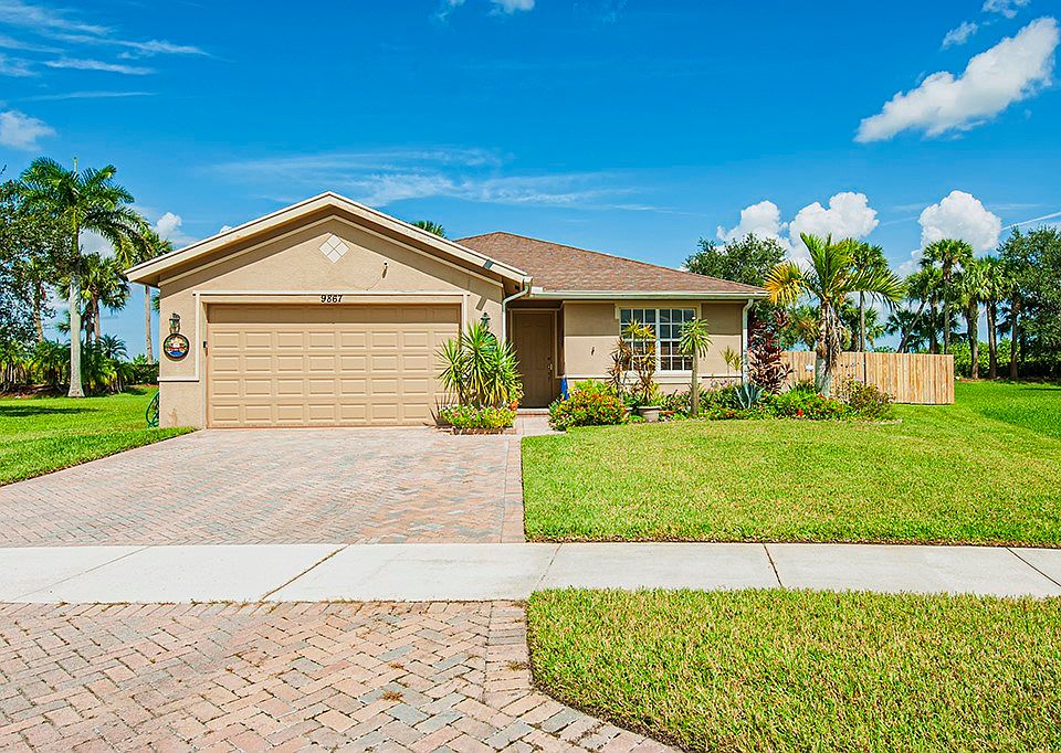 1st image of 9867 E Verona Cir