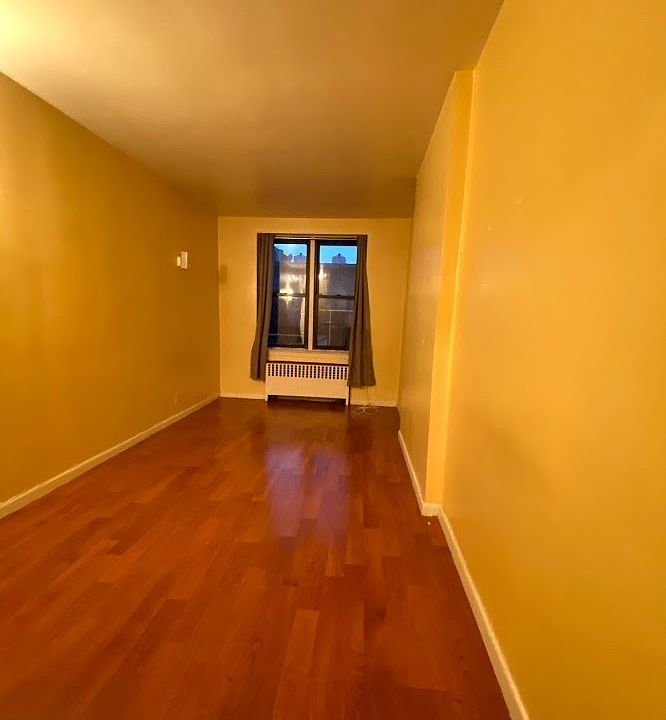 2nd image of 1249 Dean St #7