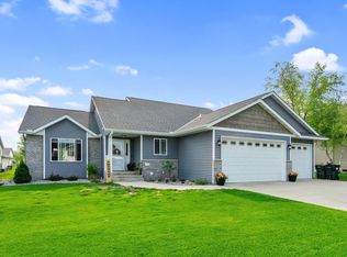 1516 Lavender Ave, Sartell, MN 56377