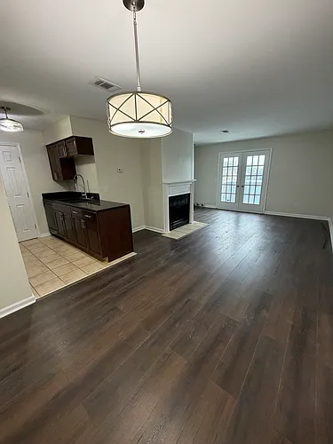 109 Prescott Pl Photo 1
