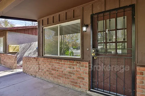 2323 S College Ave #5 Photo 1