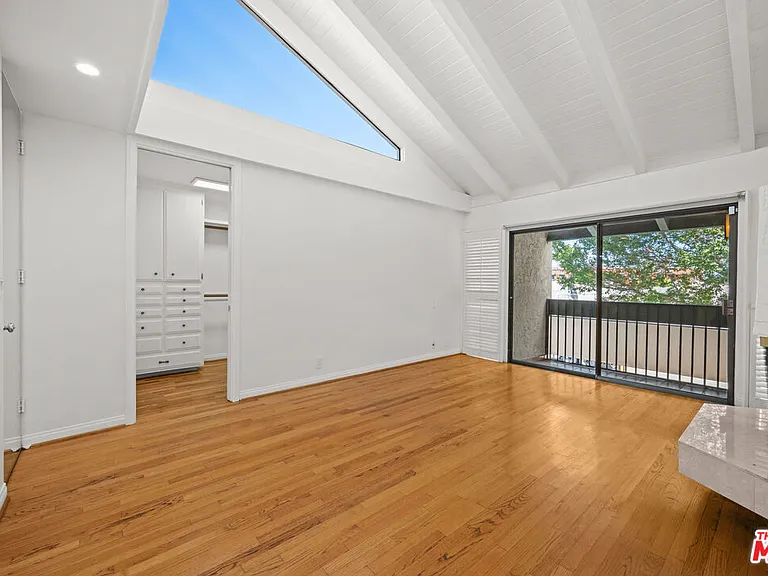 357 S El Camino Dr — Photo 11