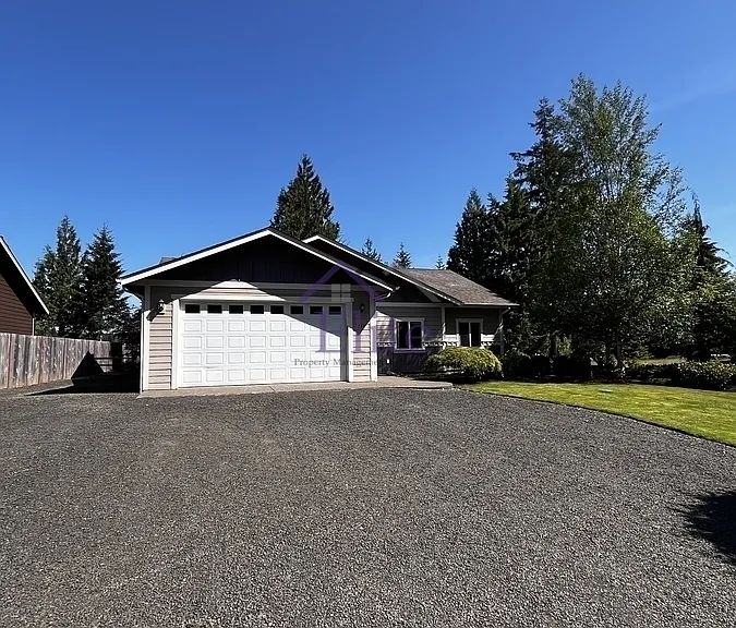 251 W Berry Ridge Rd — Photo 1