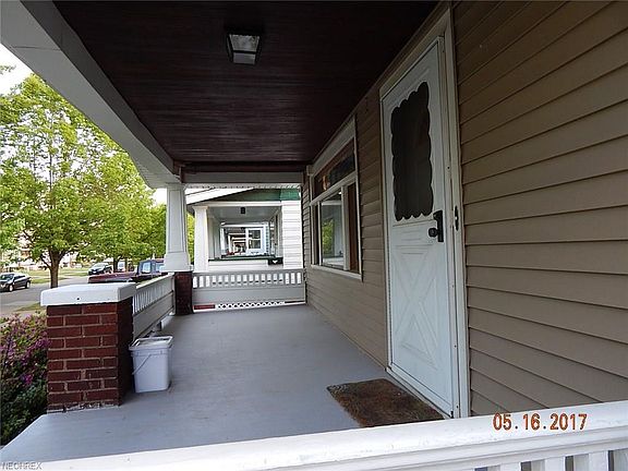 2nd image of 3584 W 128th St