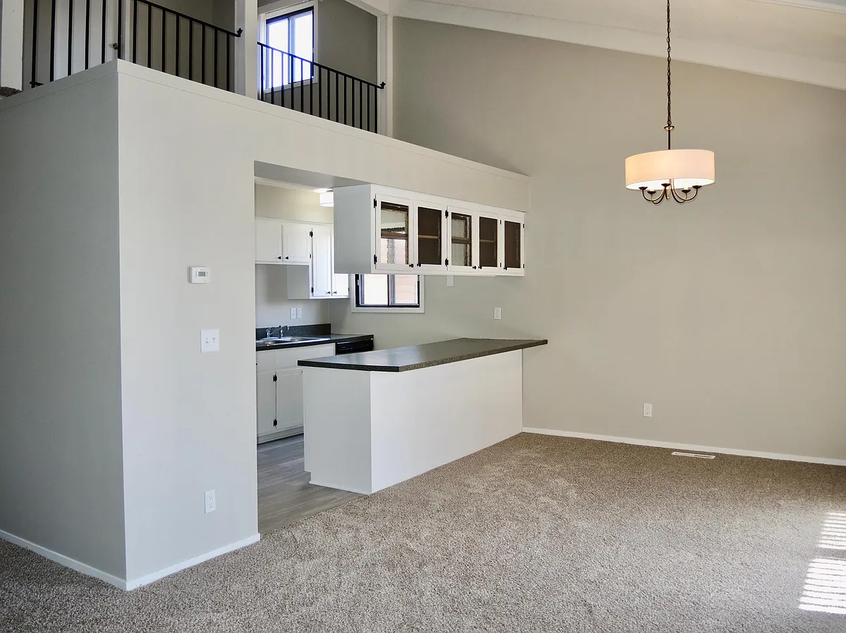 Kitchen / Dinning Room - 14327 Fairway Dr