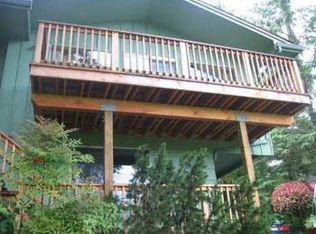 1710 Fircrest Dr, Eugene, OR 97403