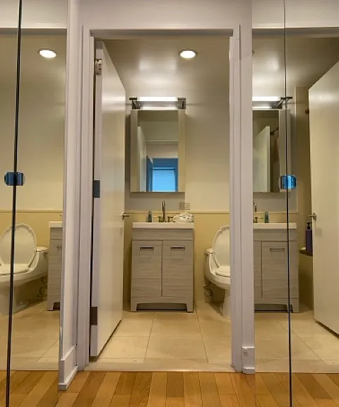 350 W 42nd St #26J — Photo 3