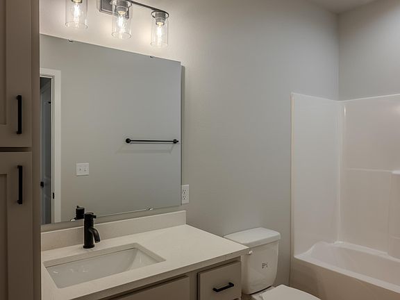 4th image of 6260 85th Ave S