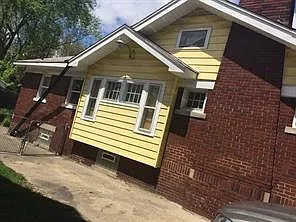 11883 Wisconsin St — Photo 3
