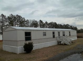 4479 Hall Rd, Effingham, SC 29541