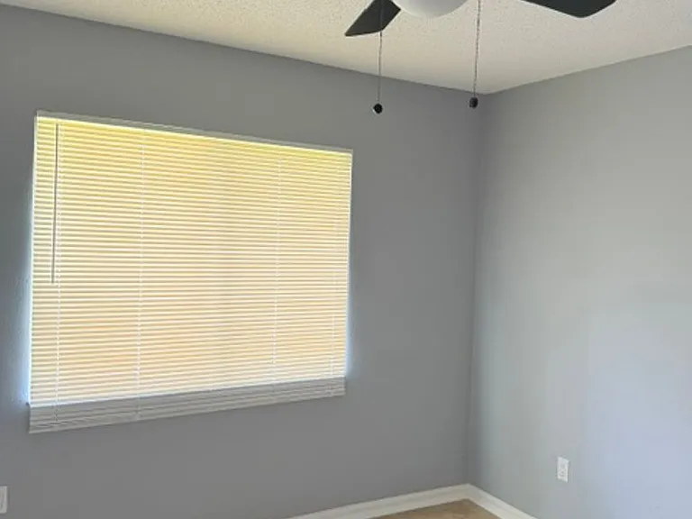 20 Palm Ln — Photo 15