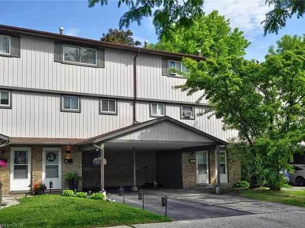 43 Thaler Ave #15, Kitchener, ON N2A 1R3